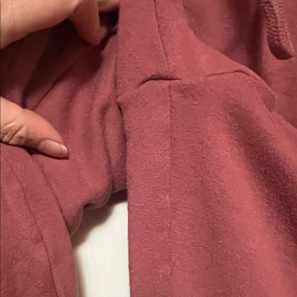 PINK vs Mauve sweatsuit - Picture 8 of 13